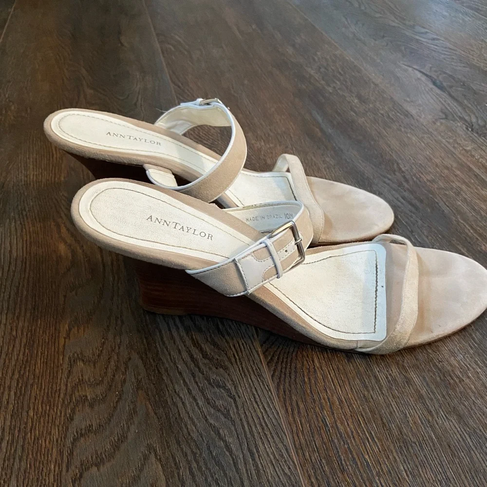 Ann Taylor tan and cream suede wedges